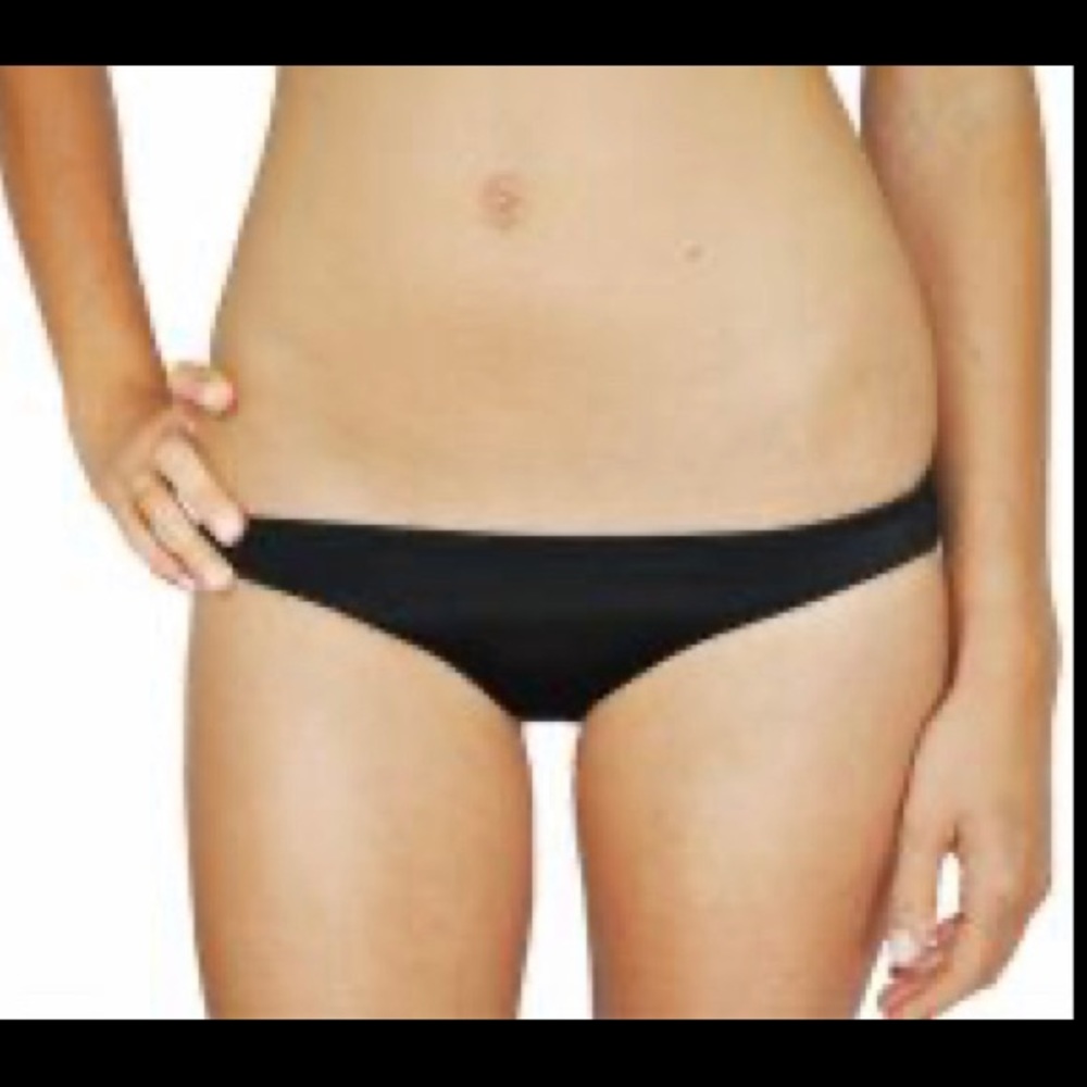 Black swim bottoms - S